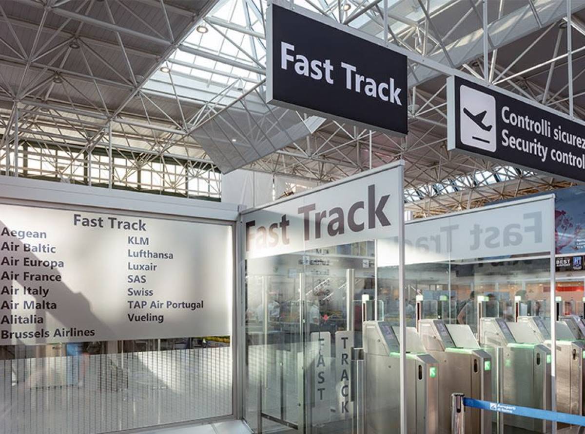 Il servizio Fast Track di Telepass arriva all'aeroporto Torino-Caselle: accesso prioritario ai controlli di sicurezza